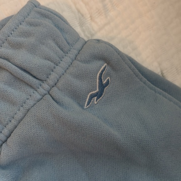 Hollister Men's Sky Blue Athletic set - Picture 5 of 5